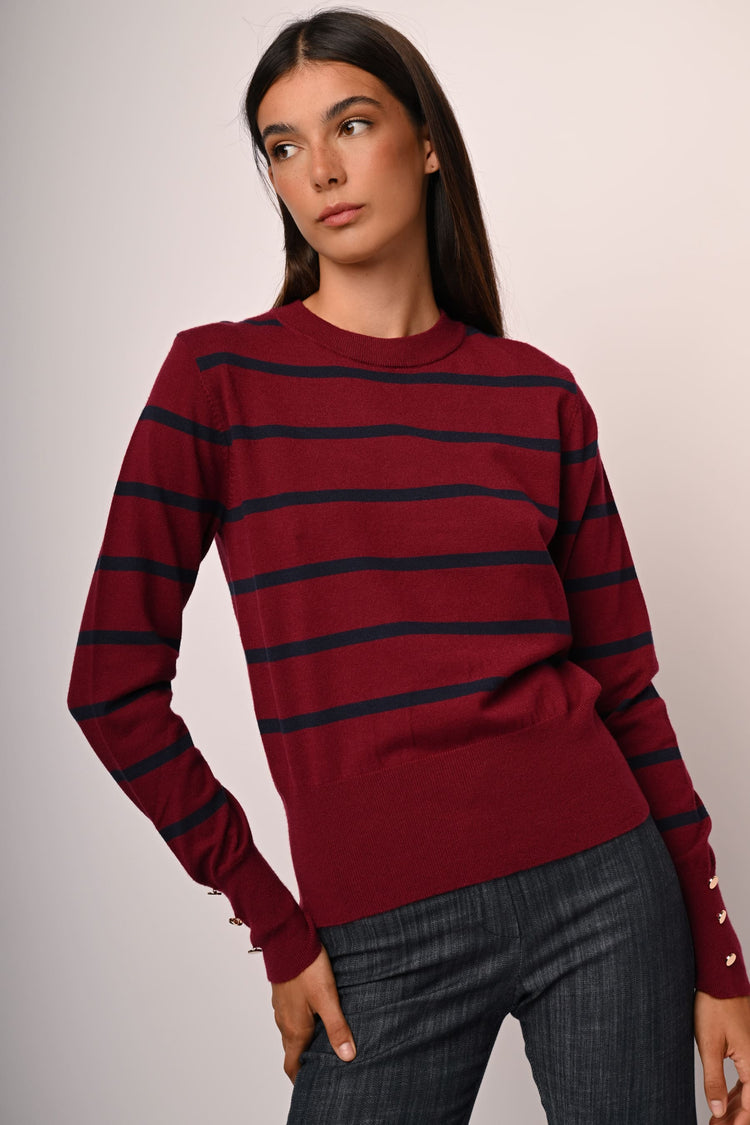 Pull a righe con bottoni ai polsini