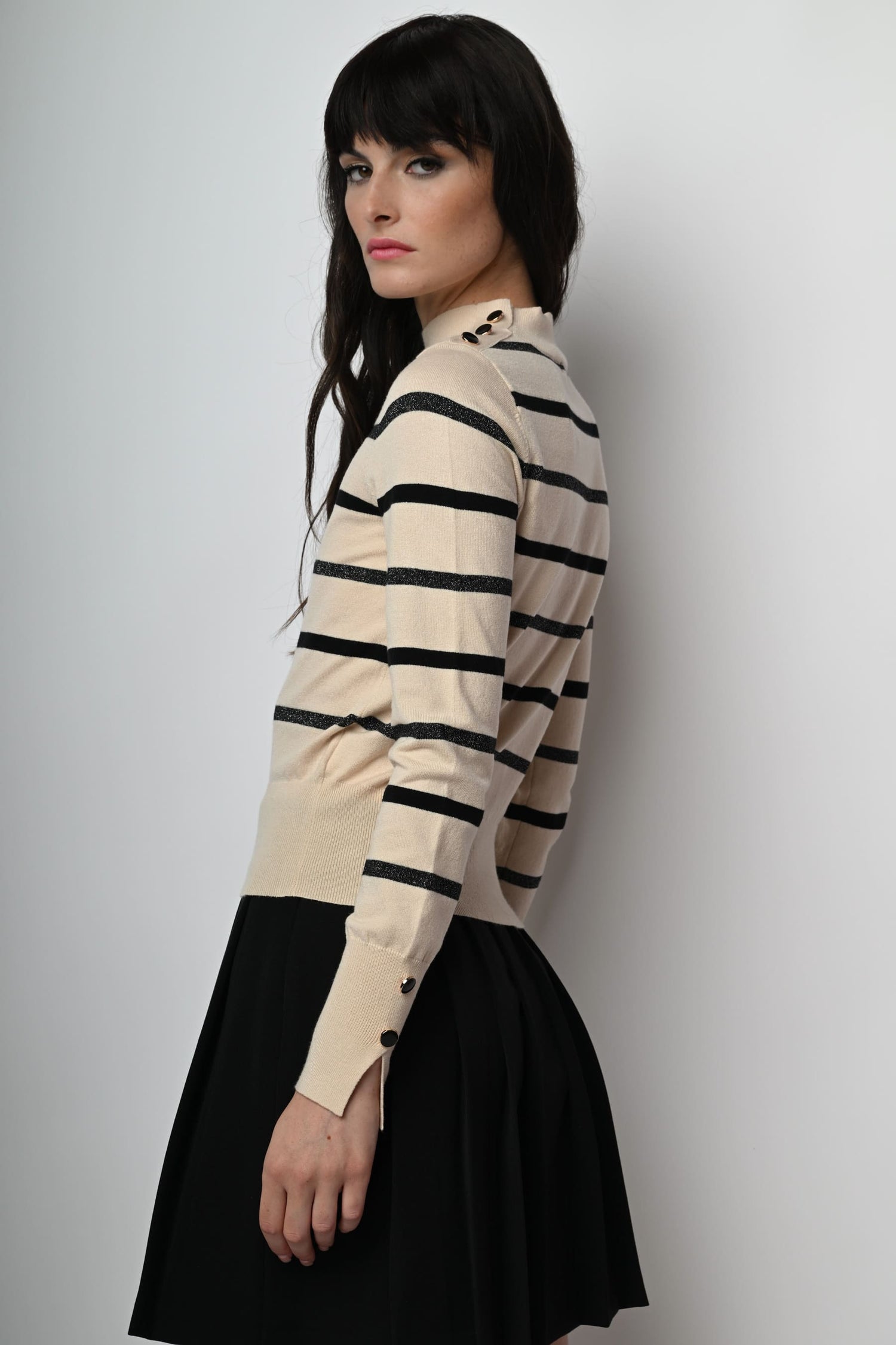 VG24012FABE-24_3_3