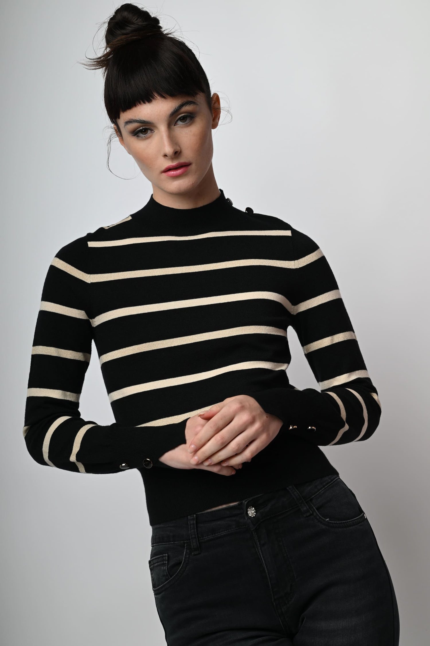 VG24012FANE-24_9_11