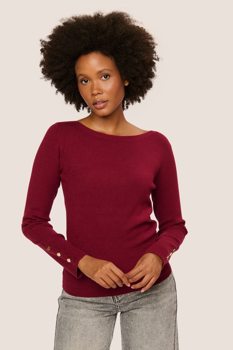 Pull con scollo a barchetta e bottoni
