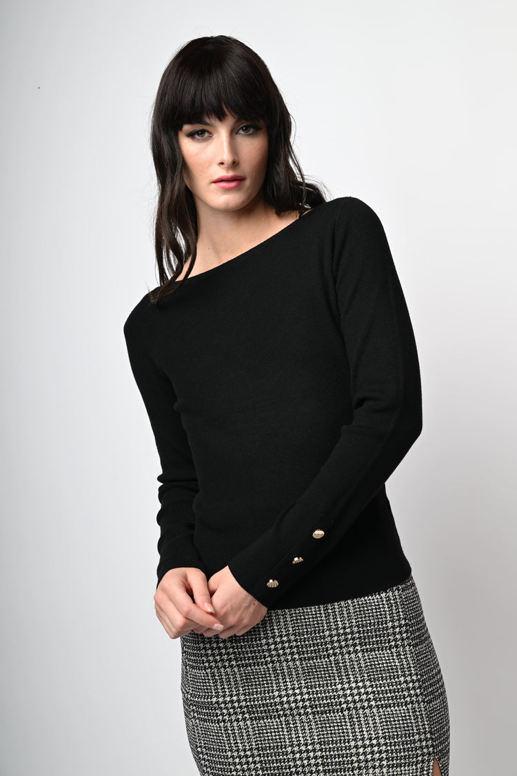 Pull con scollo a barchetta