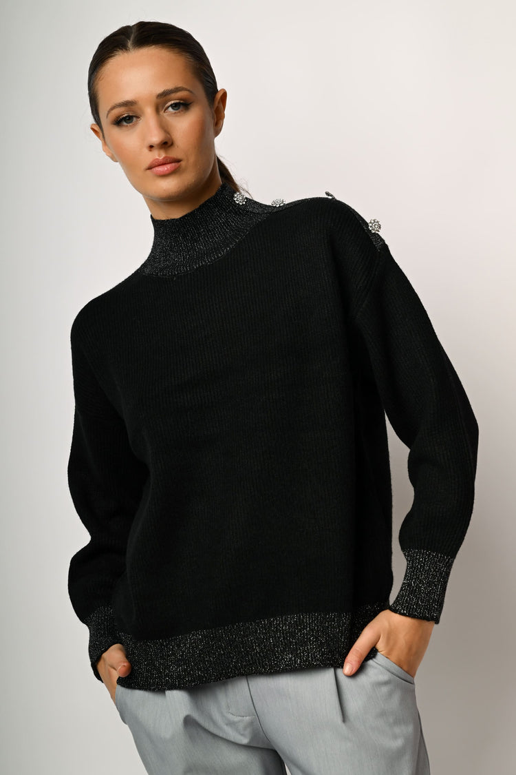 Lupetto con profili lurex e bottoni