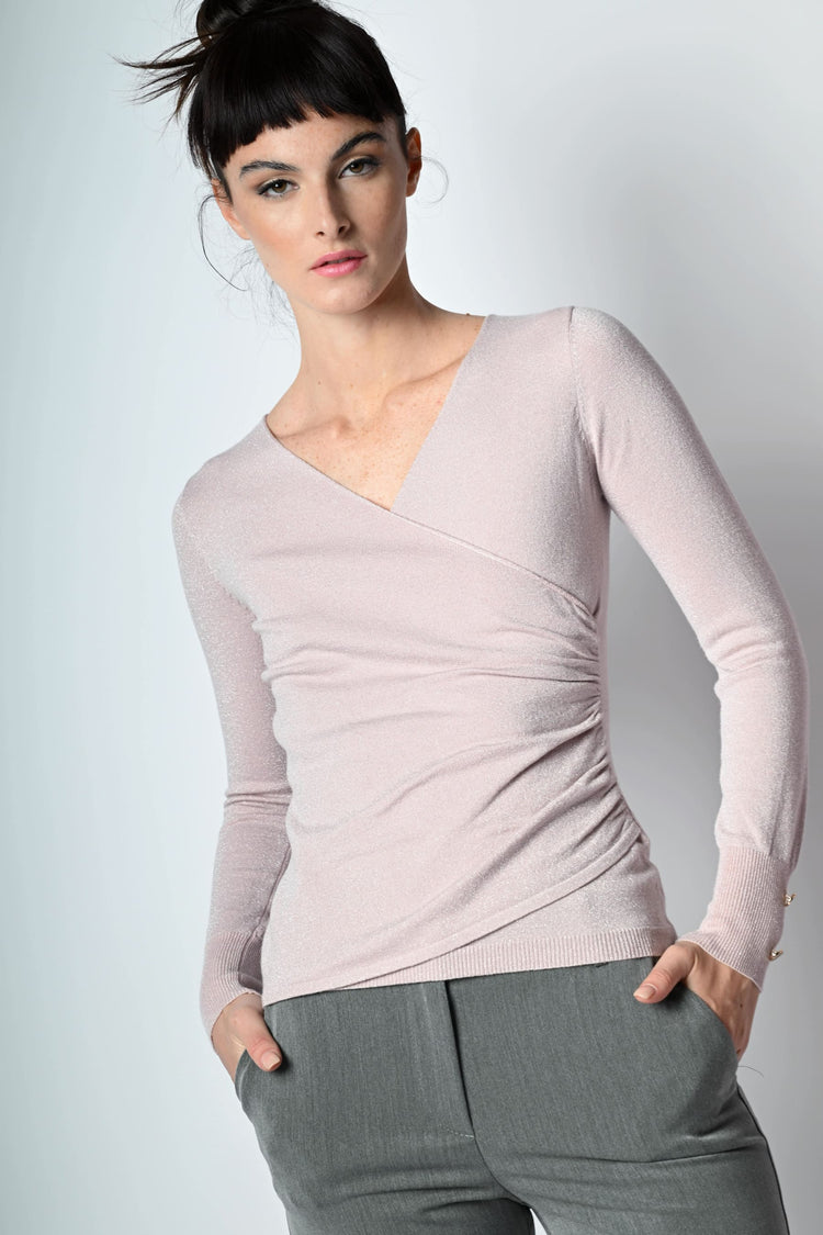 Pull con design incrociato