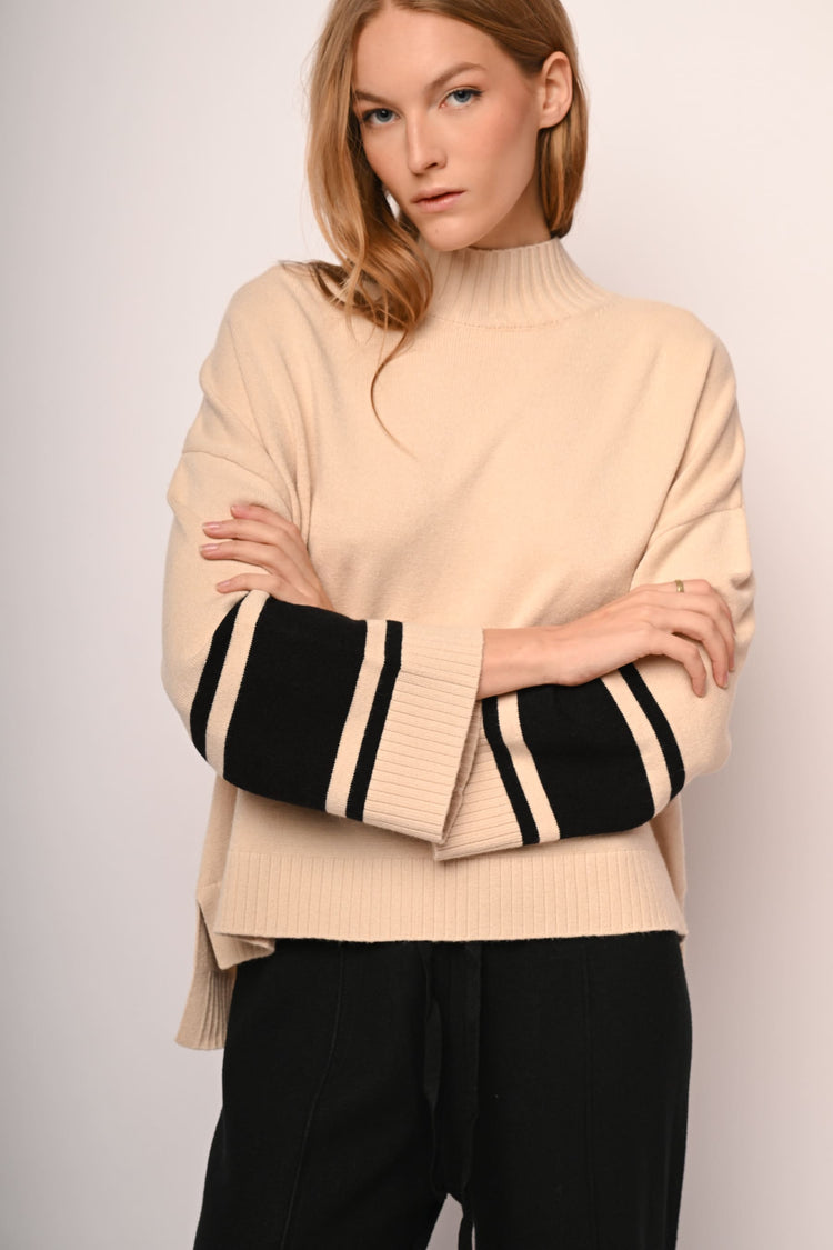 Lupetto oversize con bande a contrasto