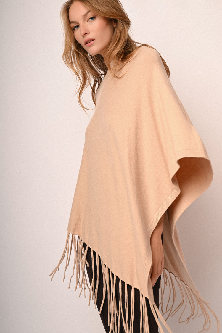Poncho con frange