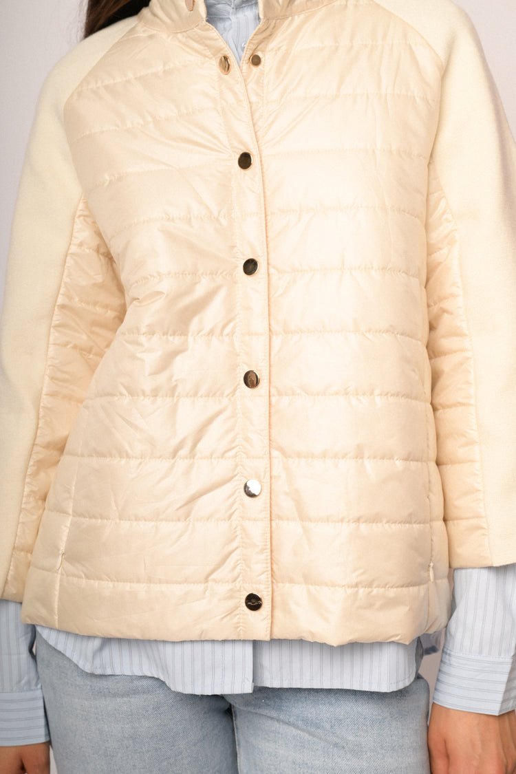 Giacca bimateriale in nylon e maglia avorio