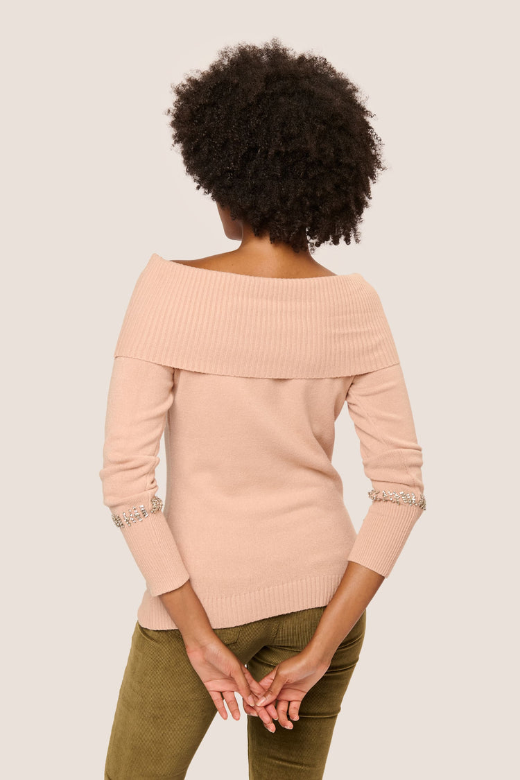 Pull con spalle scoperte e strass