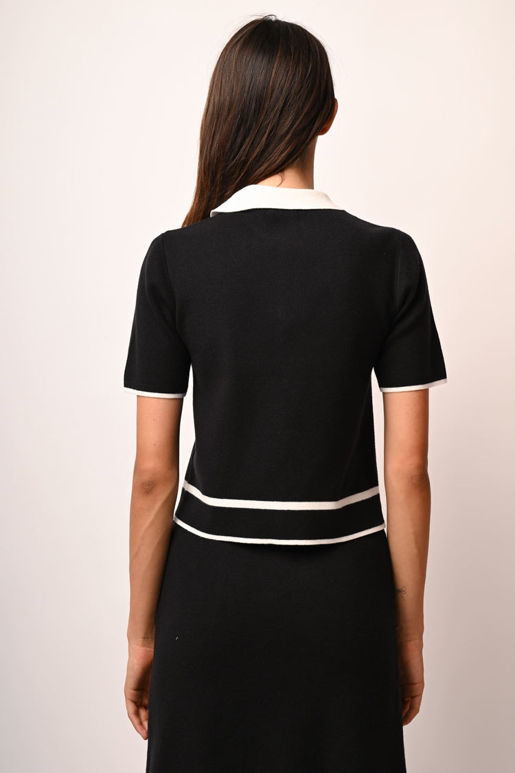 Cardigan con colletto e bottoni gioiello