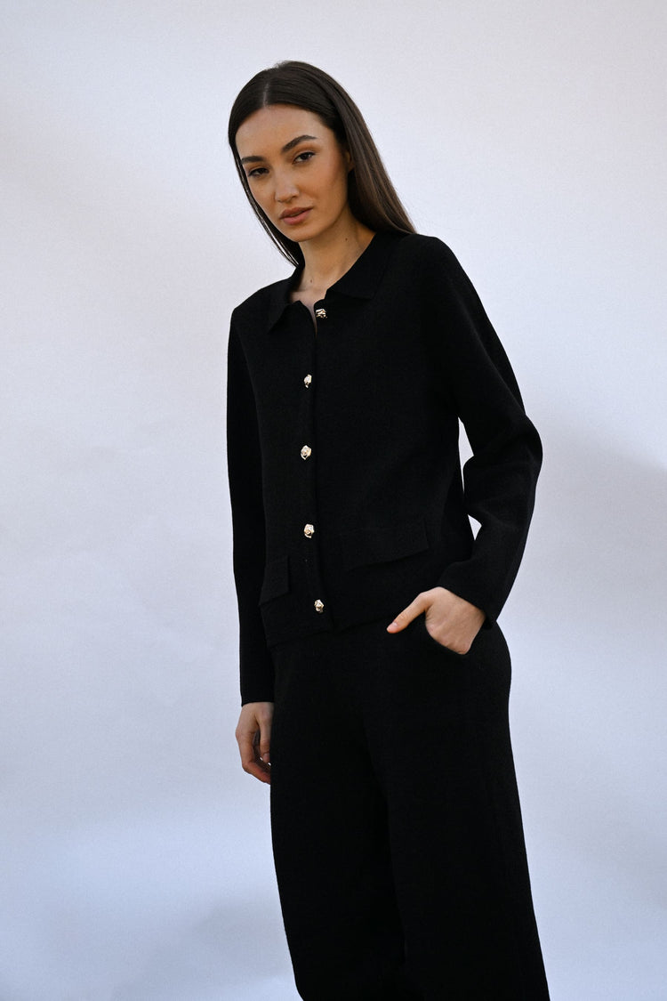 Cardigan con colletto e bottoni gioiello