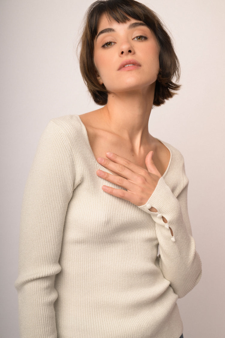 Pull in maglia lurex a costine avorio