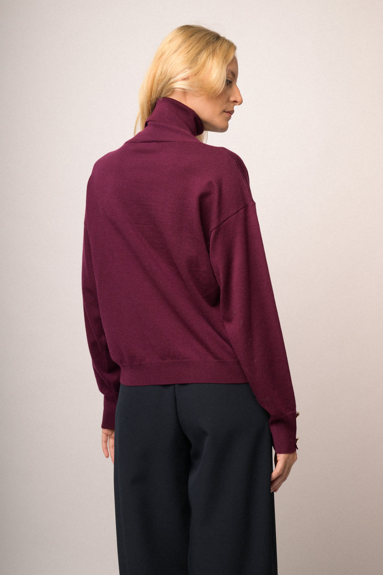 Maglia collone con bottoni