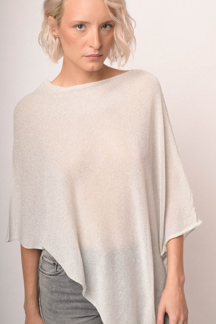 Poncho in maglia lurex argento