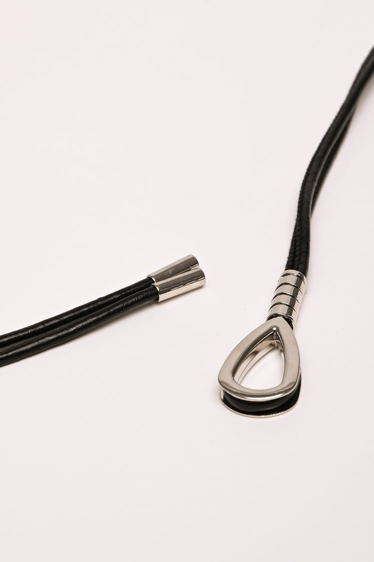 Cintura sottile con fibbia ad anello