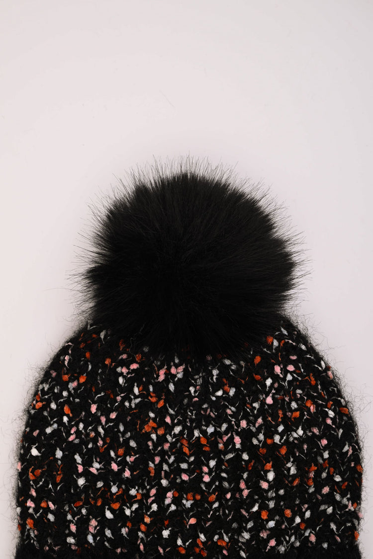Berretto in maglia con pompon