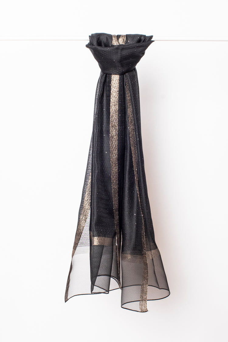 Stola in jacquard con bande lurex