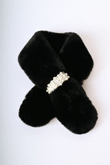 Sciarpa in faux fur con perle