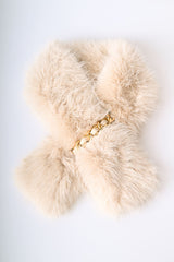 Sciarpa in faux fur con catenella