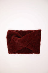 Collo con design attorcigliato