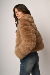 Giacca corta in faux fur trapuntato