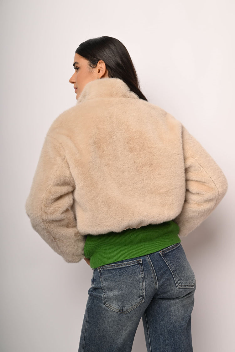 Bomber in faux fur