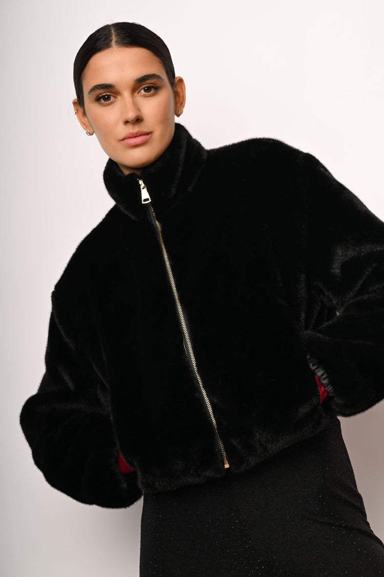 Bomber in faux fur