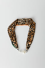 Foulard a stampa animalier e floreale