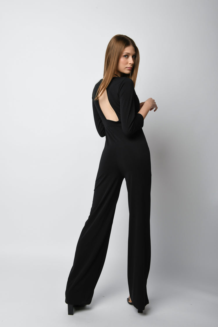Tuta con cut-out sulla schiena