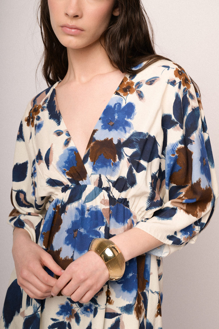 Abito corto a kimono con stampa floreale multicolor