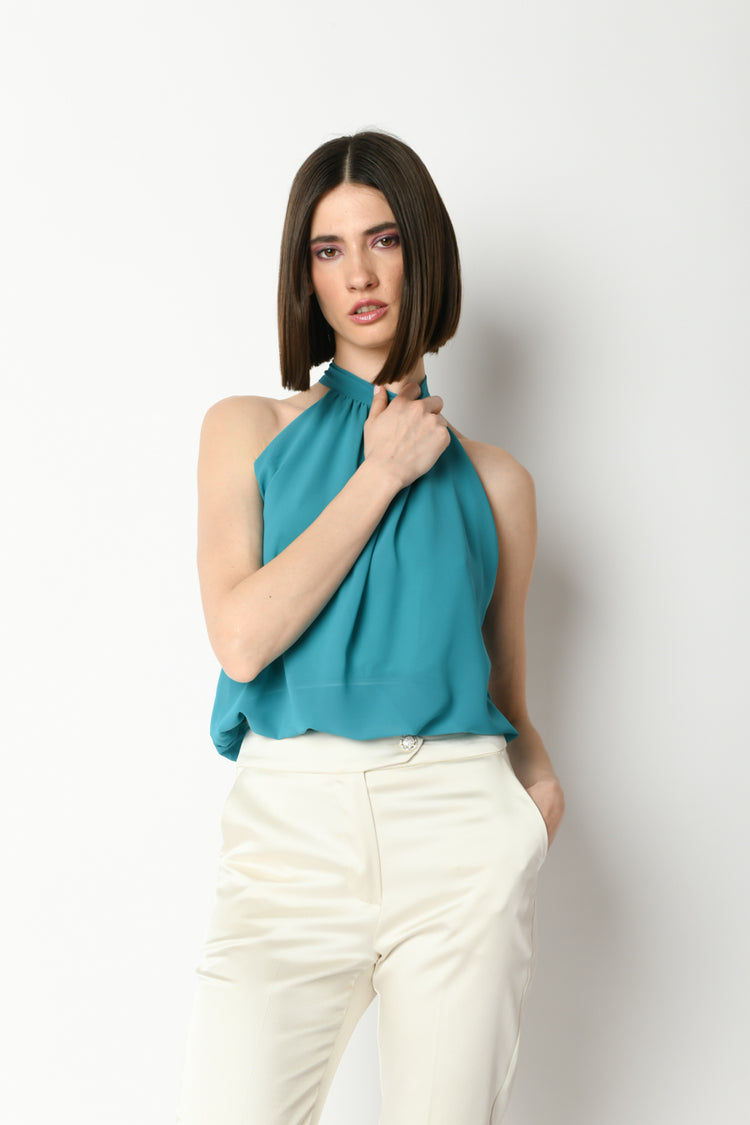 Top con scollo allamericana