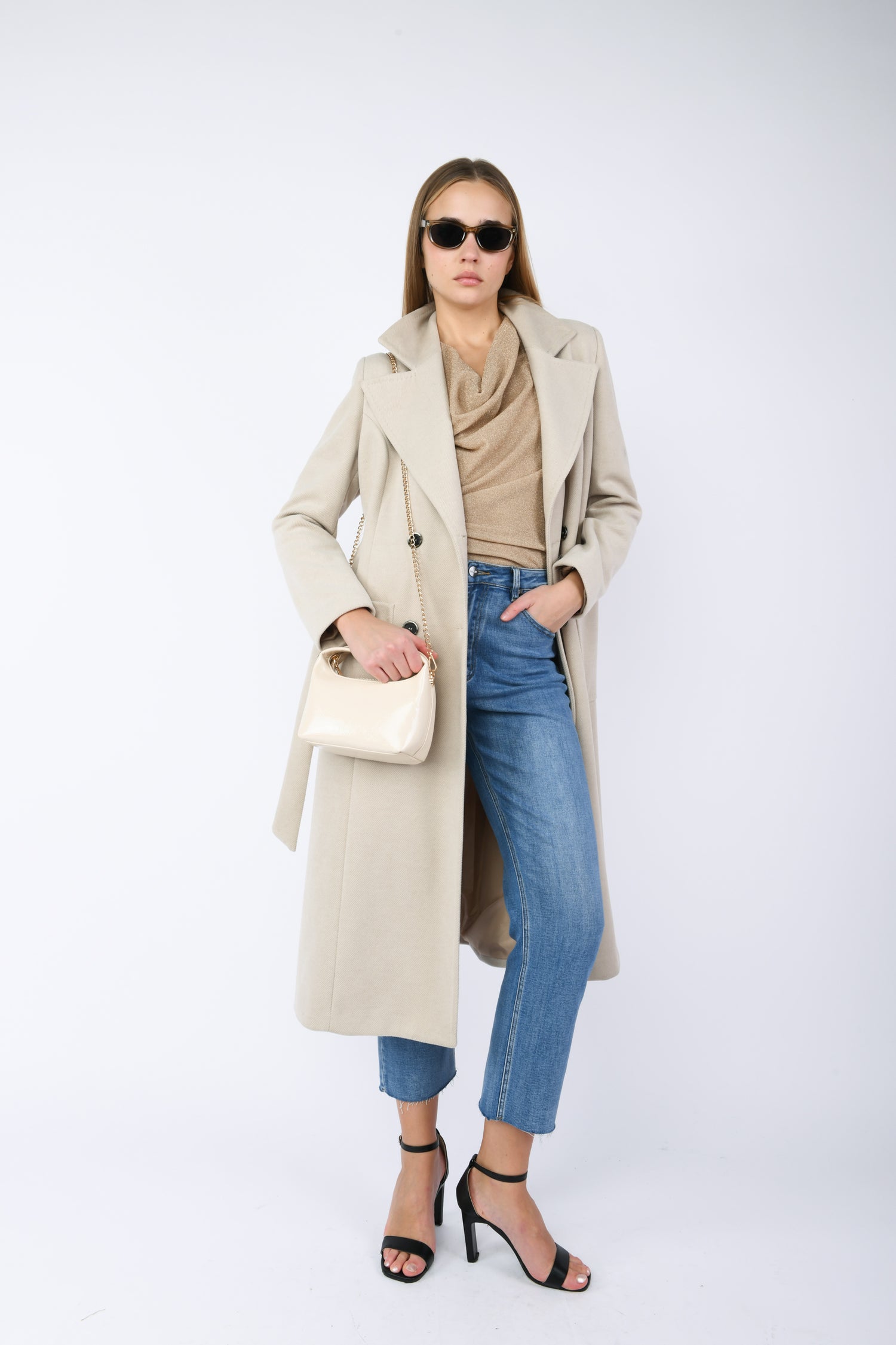 YL04BE-23_1_1_c4686aac-61cc-4bda-936f-94cf13039f9c