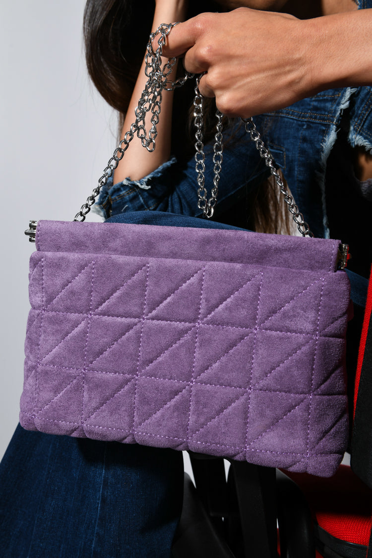 Pochette in faux suede trapuntato