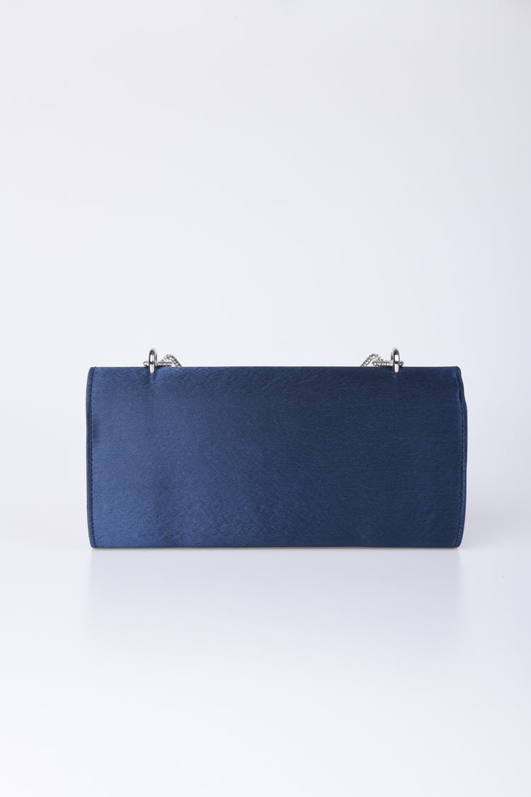 Pochette in raso con manico in strass