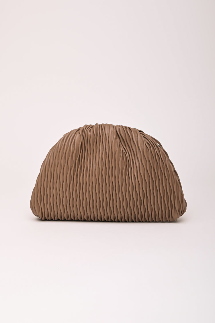 Pochette in similpelle goffrata