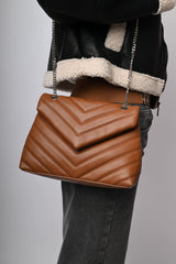 Borsa in similpelle trapuntata