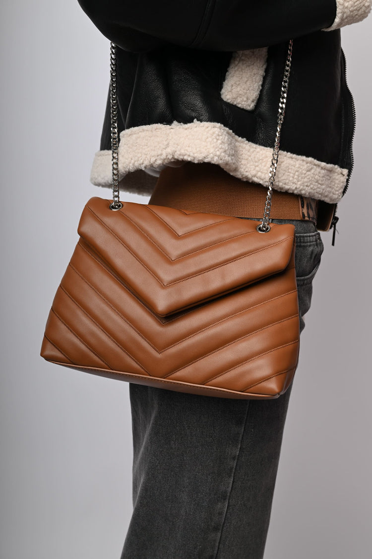 Borsa in similpelle trapuntata