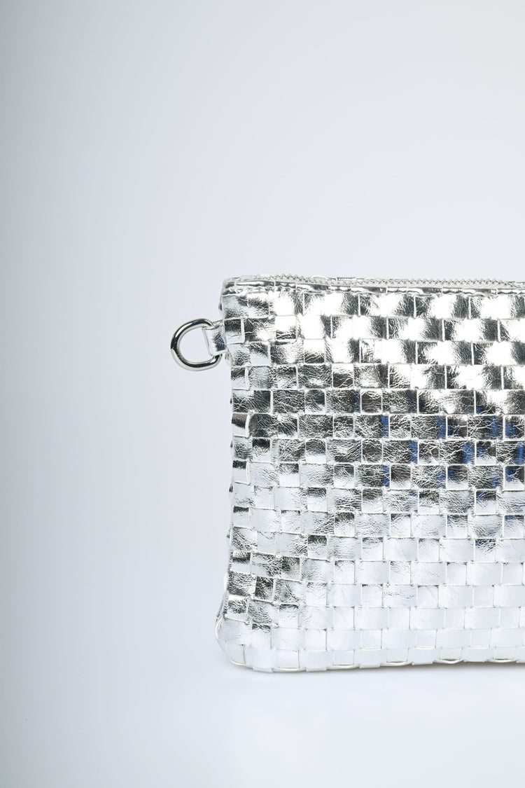 Pochette in similpelle intrecciata