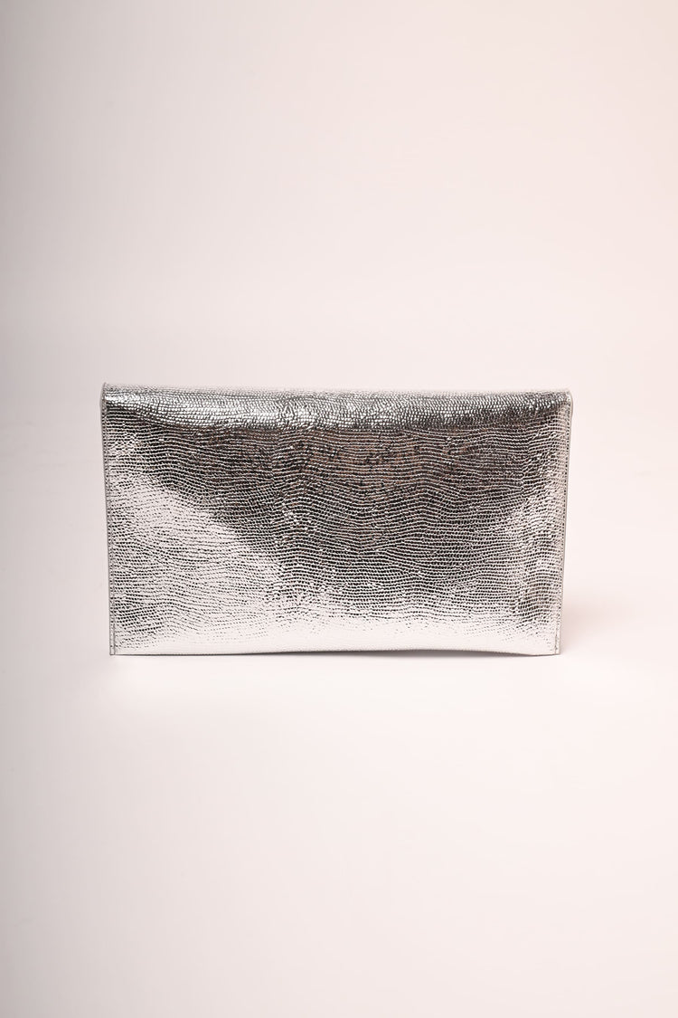 Pochette in similpelle lucida effetto animalier