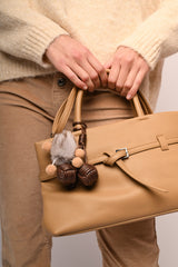 Borsa a mano con portachiavi
