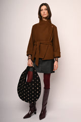 Borsa hobo con borchie decorative