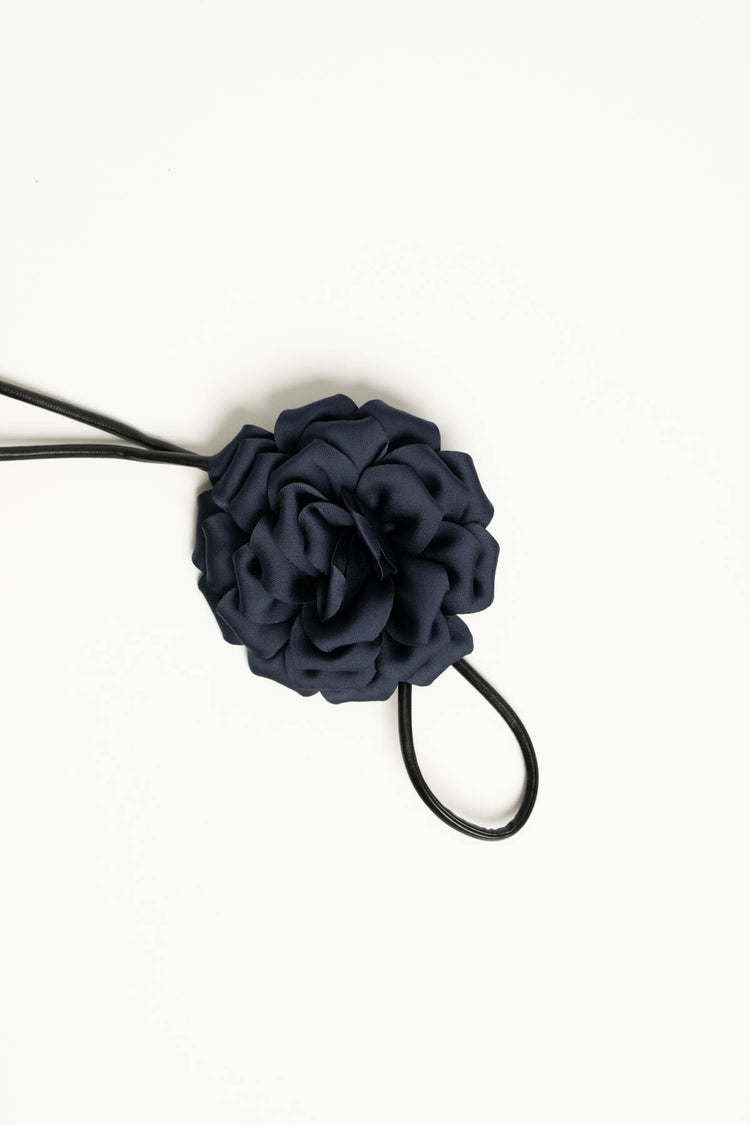 Cintura sottile con rosa 3D blu