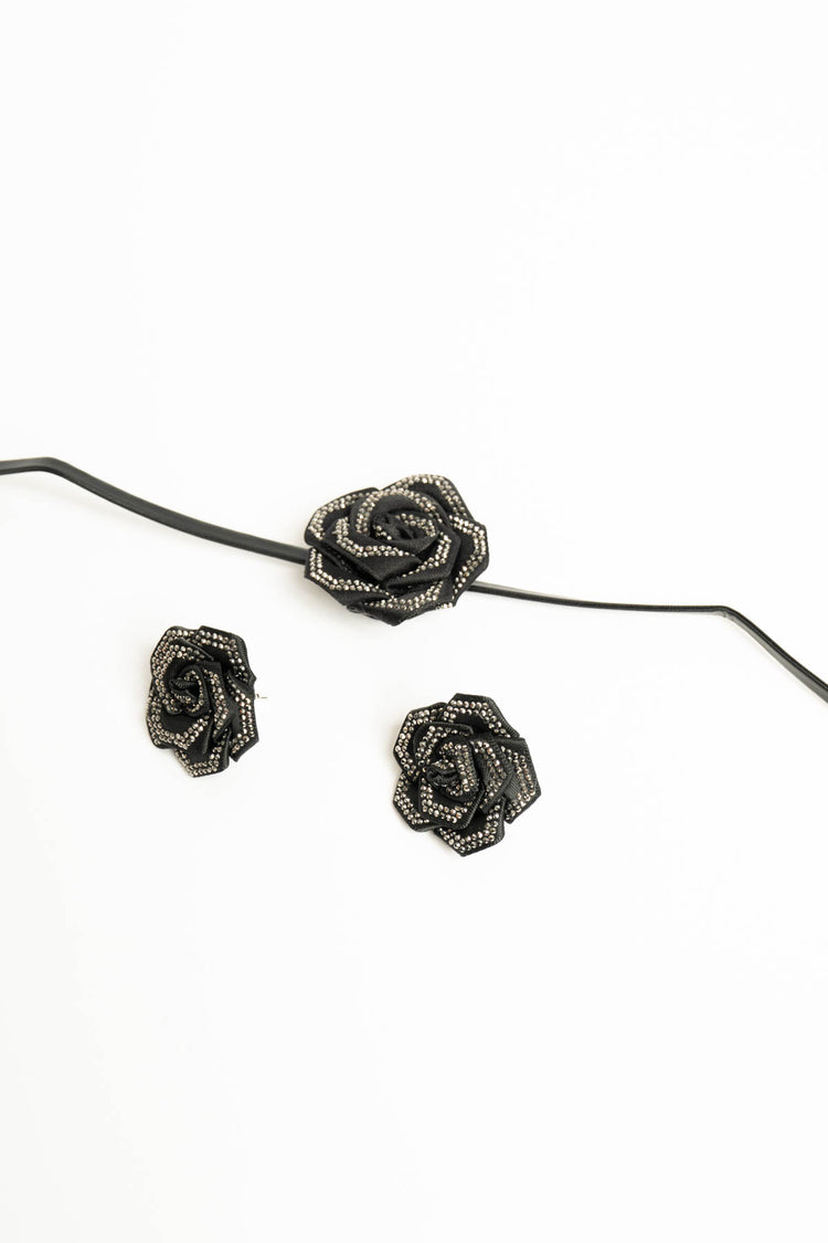 Set collana + orecchini rose 3D nere con strass