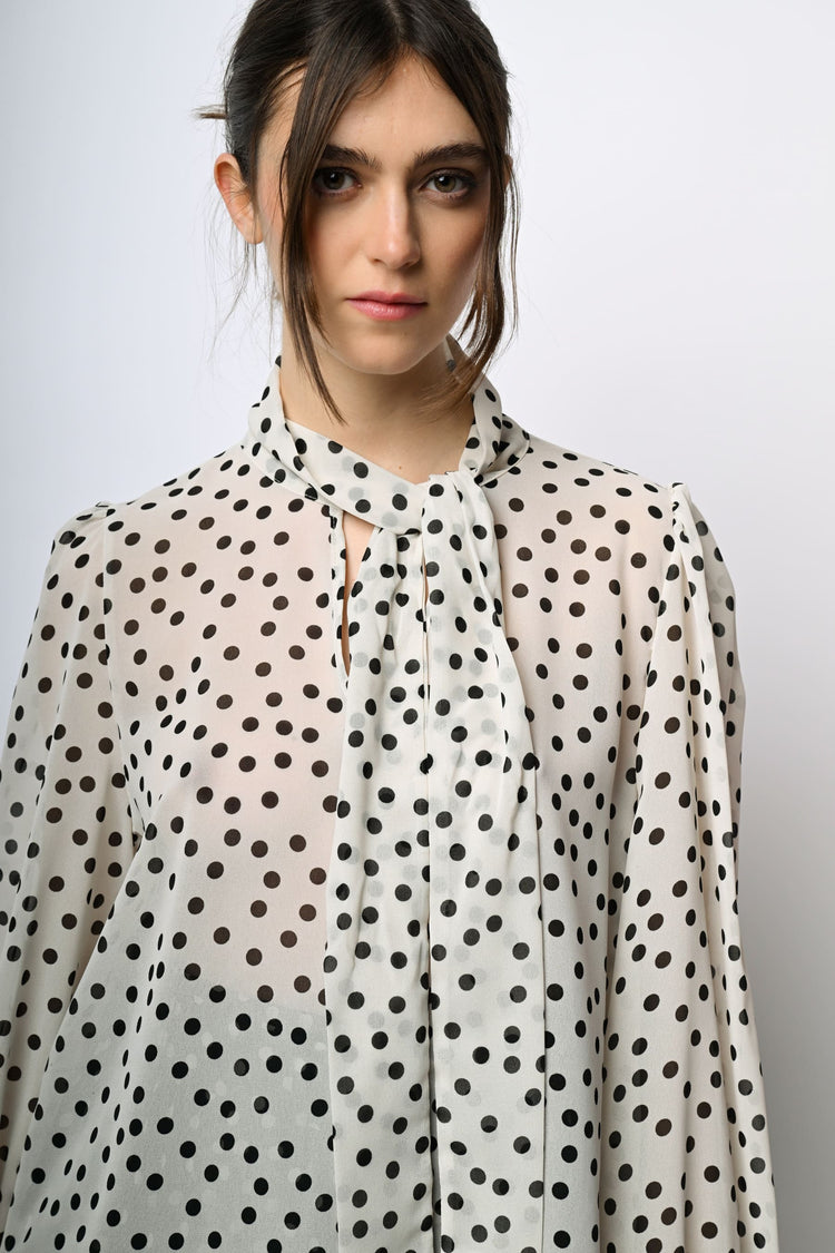 Blusa a stampa pois