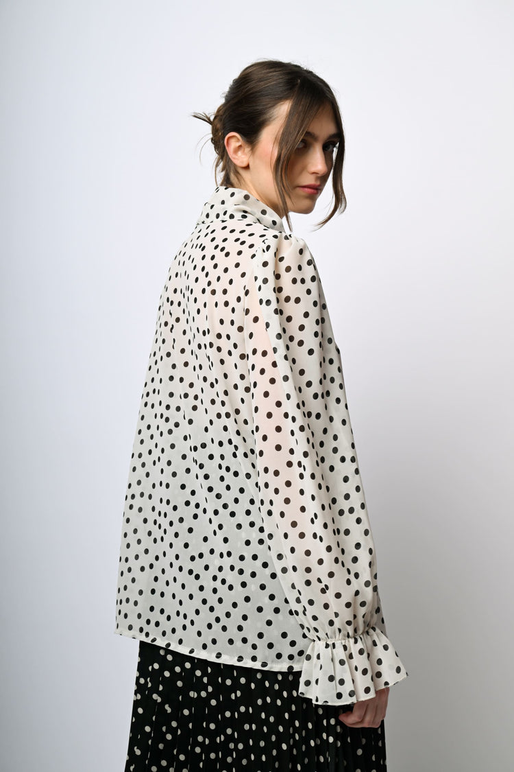 Blusa a stampa pois