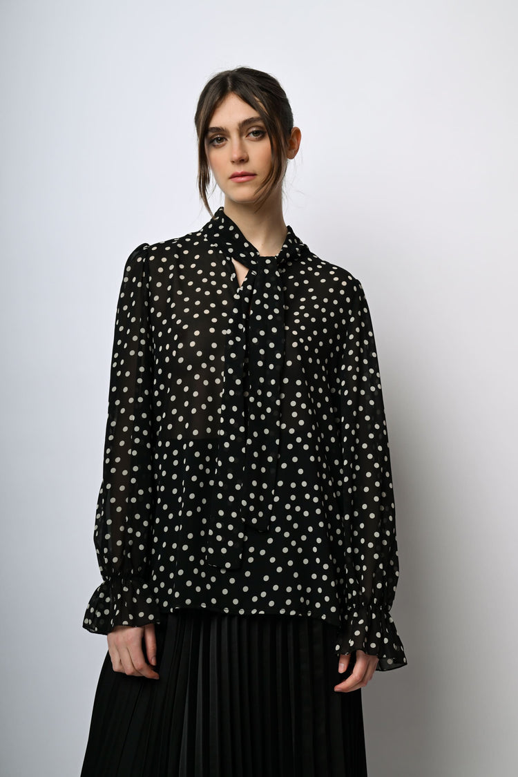 Blusa a stampa pois