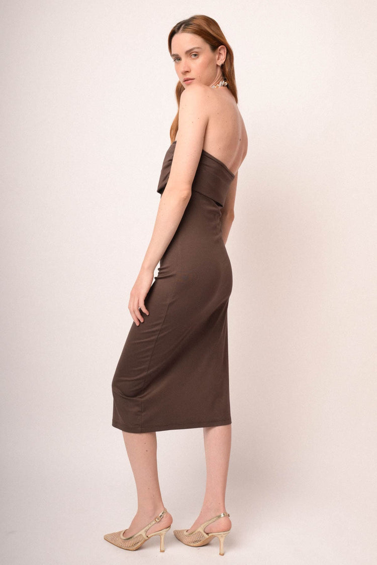Abito tubino marrone scuro con décolleté arricciato