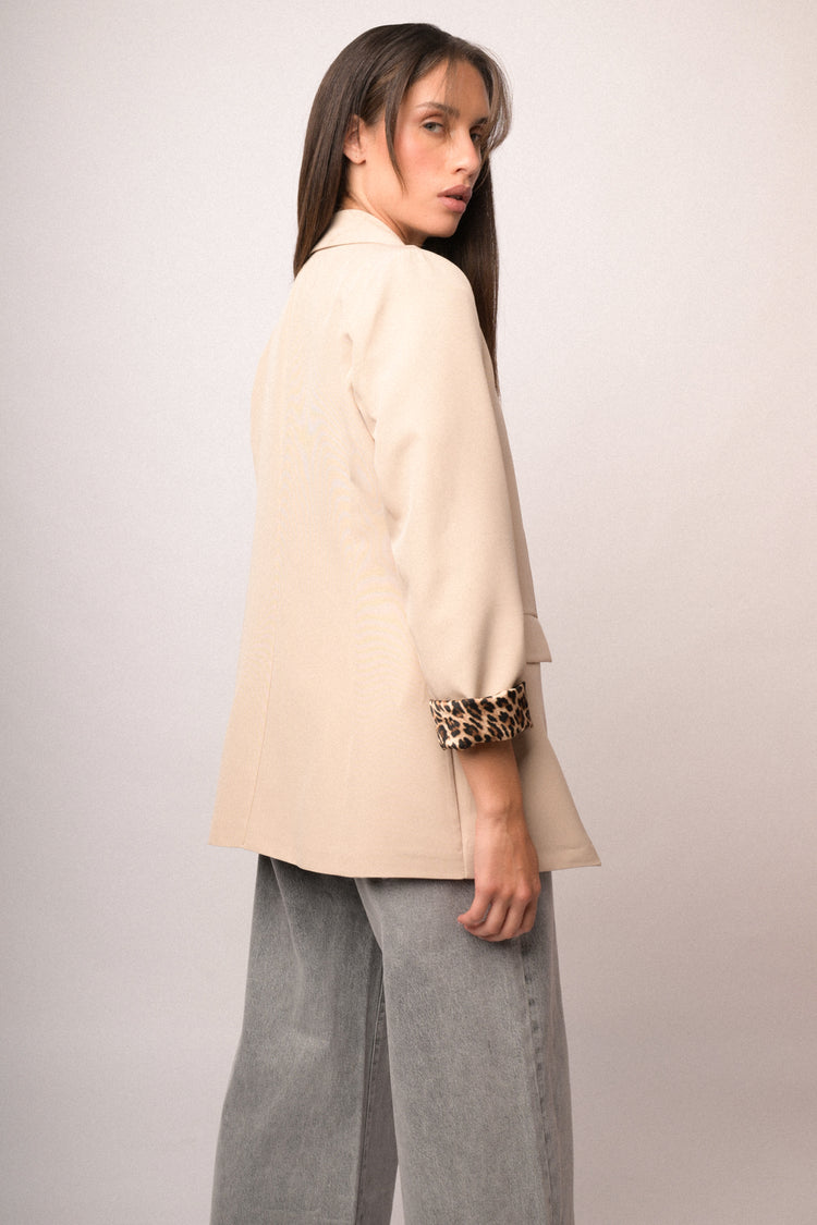 Blazer open-style beige con fodera animalier