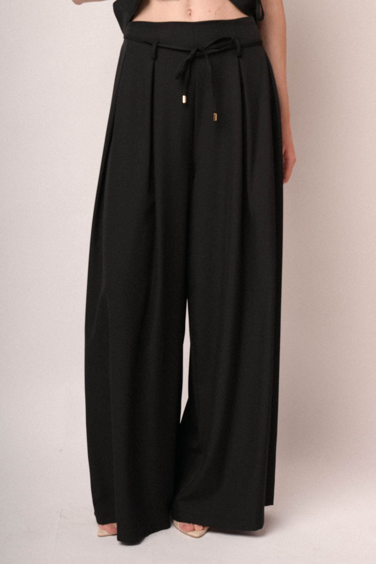 Pantaloni palazzo neri con pince