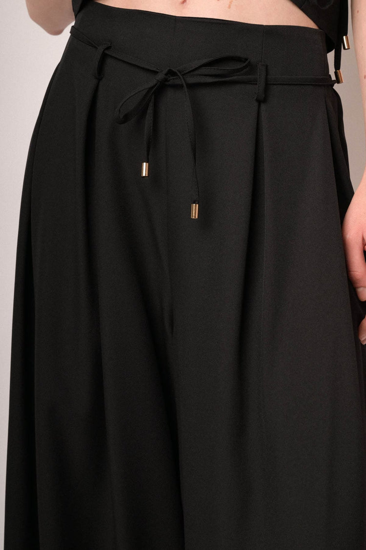 Pantaloni palazzo neri con pince