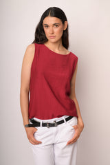 Top smanicato rosso con scollo a barca