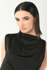 Top smanicato e drappeggiato